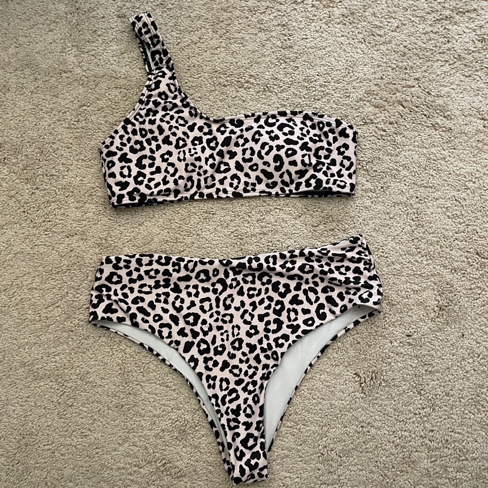Shein Bikin set